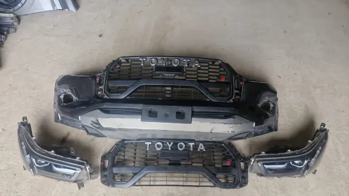 Parachoque Hilux Gr 2024 2025 Original 