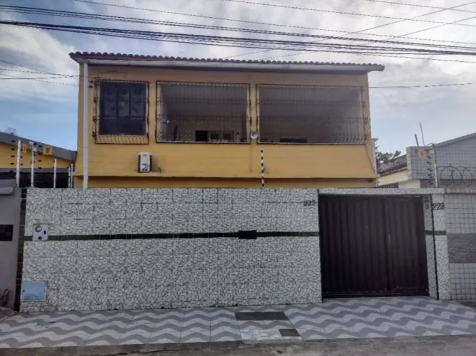 Casa Duplex a Venda Excelente Localização