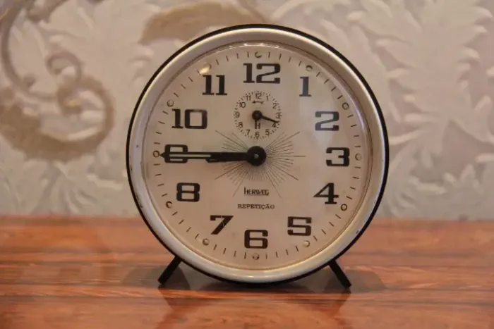 Relogio Despertador Herweg Repetição - Antigo Anos 70