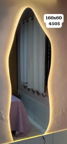 Espelho Decorativo com Iluminação LED