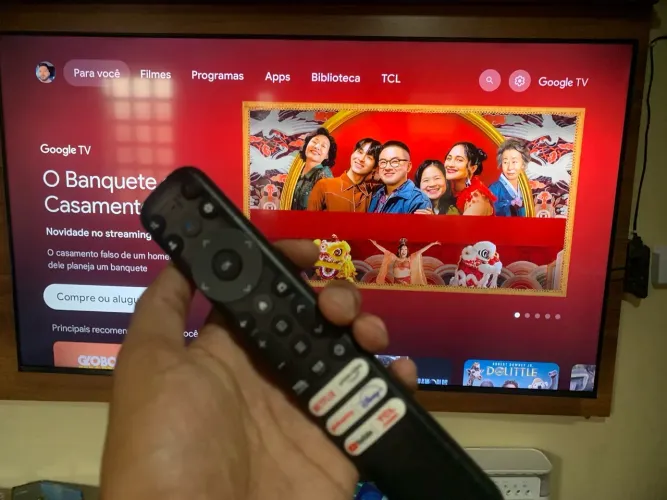 Smart tv 55 com Alexa inteligência artificial Google assistente tela infinita com nota