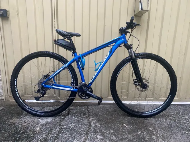 Bicicleta Specialized Mountain Bike