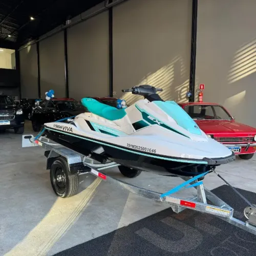 Jetski Yamaha EX 1000cc 2024 - Quase zero, pronto pra diversão!  