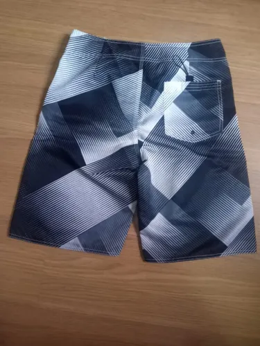 Shorts de Praia Masculino com Estampa Geométrica
