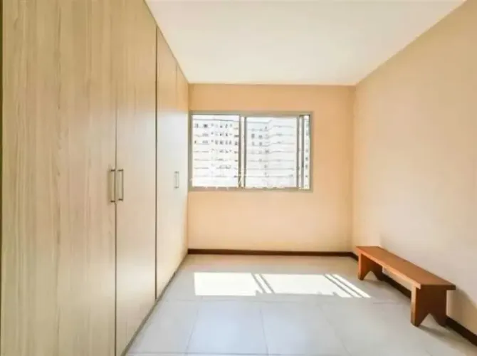 Apartamento - / Residencial / Laranjeiras