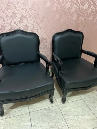 Poltronas Luxo em Couro ecológico Preto valor do PAr