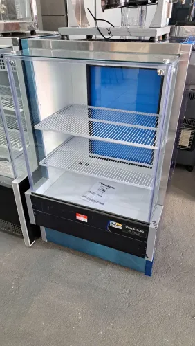 A. Vitrine aquecida 70cm Venâncio