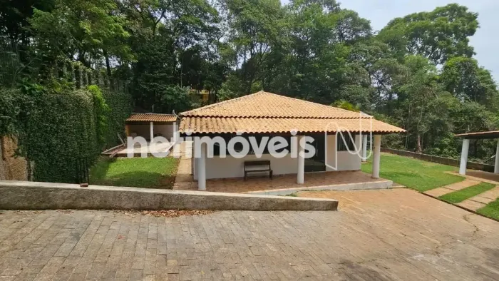 Casa em Condomínio Retiro do Chalé