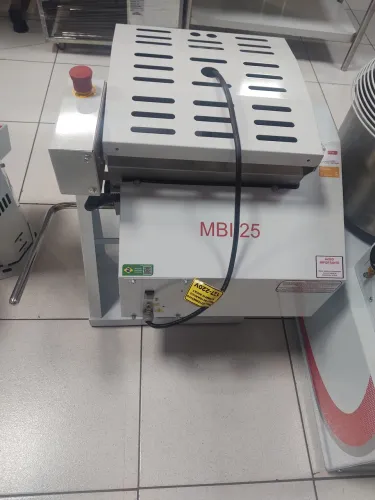 Masseira basculante mbi25k. g.paniz