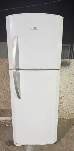 Vendo geladeira.