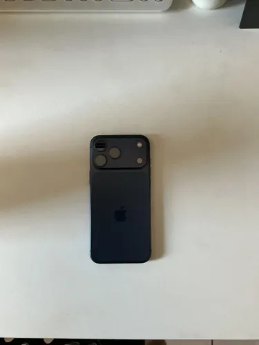 iPhone 17 Pro Max azul