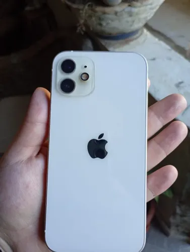 Iphone 12 em perfeito estado