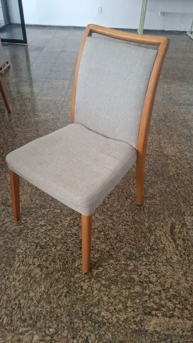 Kit 4 Cadeiras para Mesa de Jantar em Madeira e Linho