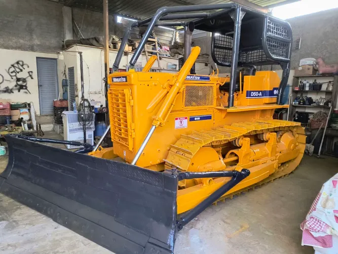 Trator esteira komatsu D50 