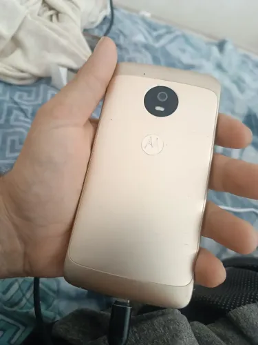 PRA SAIR HOJE !! 40,00 Moto G5 - funcionando obs: tem alguns detalhes