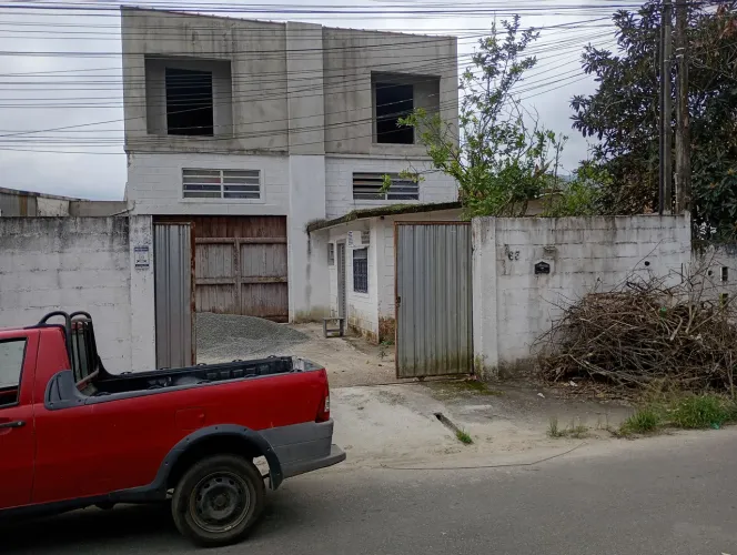 Galpão industrial e comercial