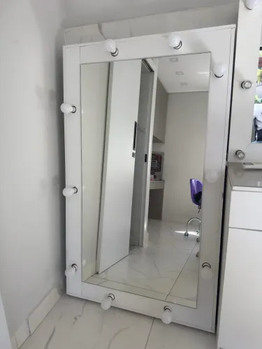 Espelho corpo todo camarim com luz 