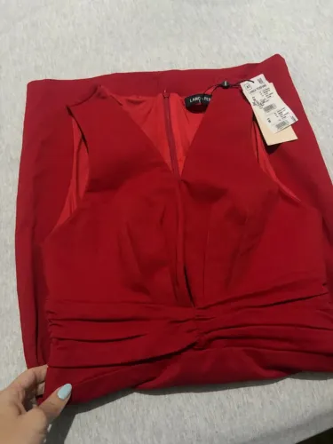 Vestido lança perfume