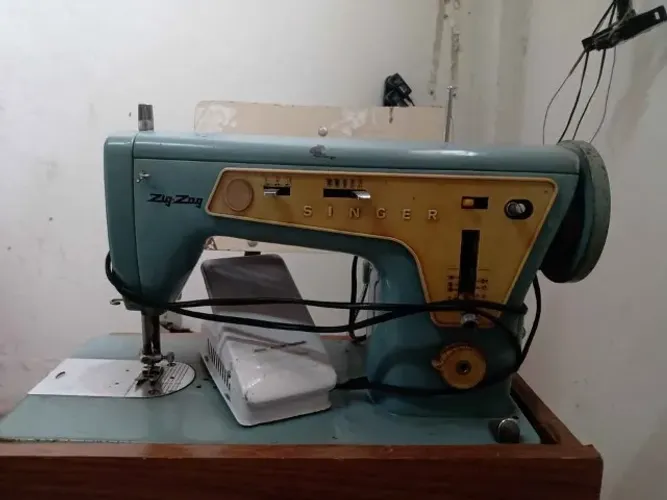 MAQUINA SINGER ANTIGUIDADE RELIQUIA