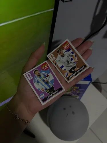 FIGURINHAS LEGEND MESSI E VALVERDE