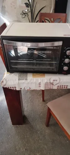 Vendendo um forno, com grill,127volts 1600 wstes