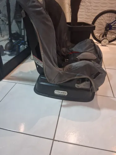 Cadeira de auto para crianças