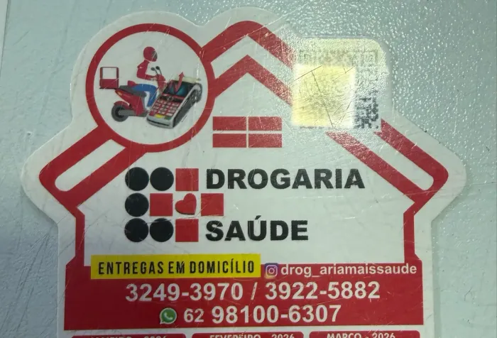 Contrata - se Farmacêutico (a)
