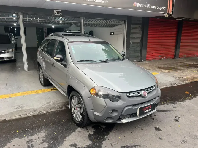 Fiat Palio Weekend Adventure Locker 1.8 Flex 2015
