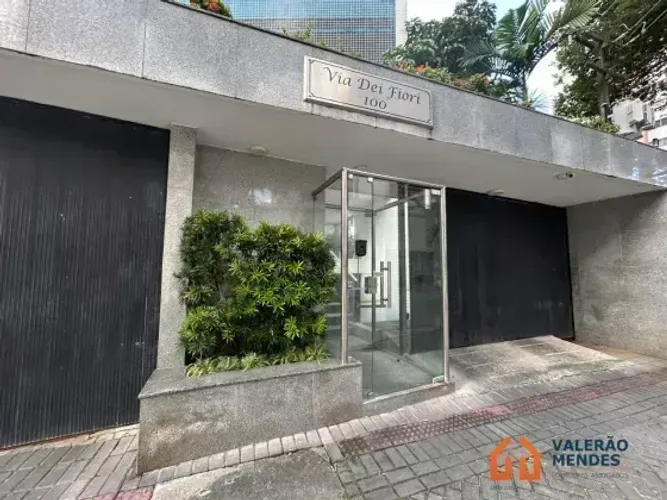 (ELC) 4 quartos na melhor localização | Rua Guedes Pereira | Via Dei Fiori | Casa Amarela
