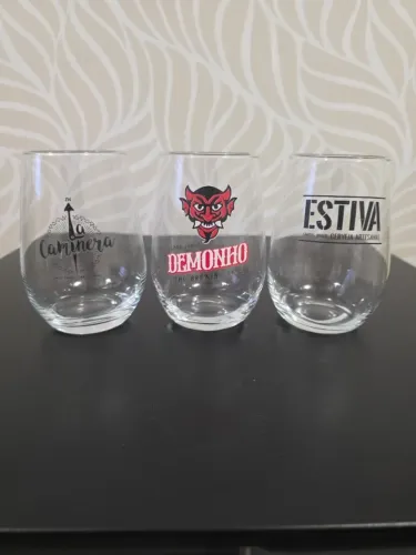 Kit com 3 copos de cerveja (estilo dubai) - Cervejaria Demonho, Estiva e La Caminera