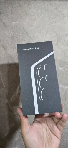 Samsung Galaxy S26 Ultra 5G, 512GB, 12GB NOVO LACRADO COM NOTA FISCAL E GARANTIA