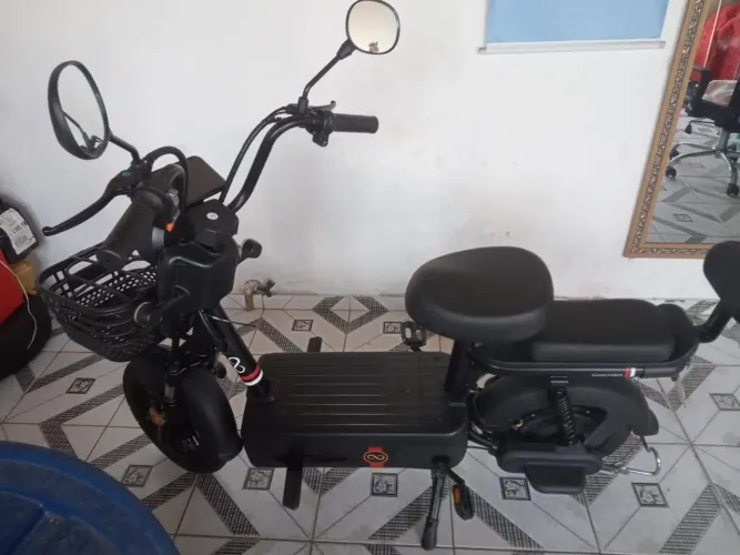 Scooter elétrica