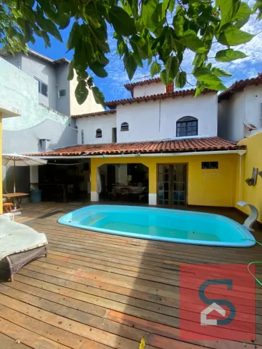 Casa Independente com piscina em Portinho - Cabo Frio