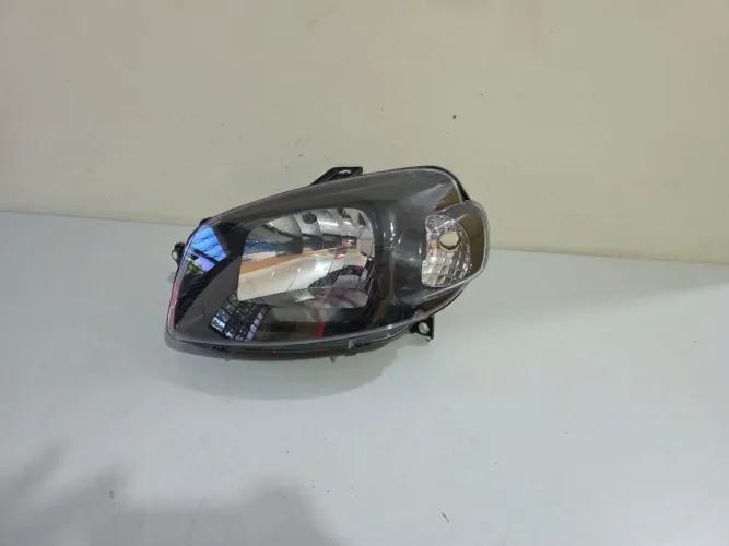 Farol esquerdo Uno / Fiorino 2010/2011/2012/2013/2014/2015/2016/2017/2018/2019/2020/2021