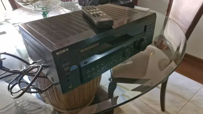 Receiver e amplificador Sony DE545 
