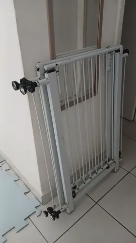Portas divisórias infantil ou PET com extensor
