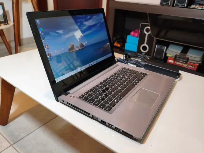 Notebook Lenovo Intel i7 3gen, NVidia GT635M, 8GB, SSD 240GB e HD 500GB, Tela de 14" Touch