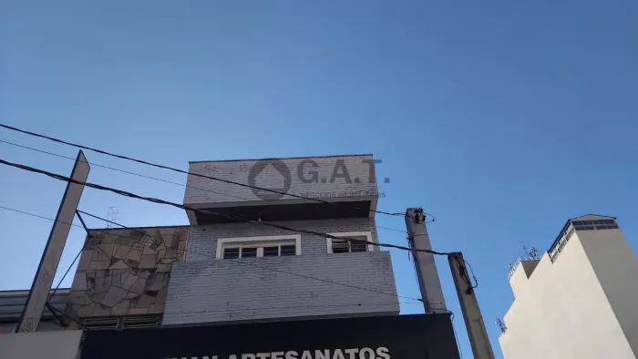 Sala Comercial para Locação no Centro de Sorocaba-SP: 27m², 1 Banheiro. Venha Conferir!
