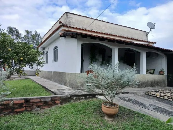 Excelente mini sitio proximo a praça de Sambaetiba, Itaboraí - RJ