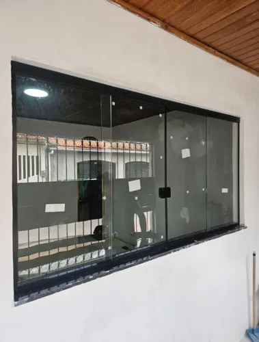 Janela blindex ( vidraçaria)