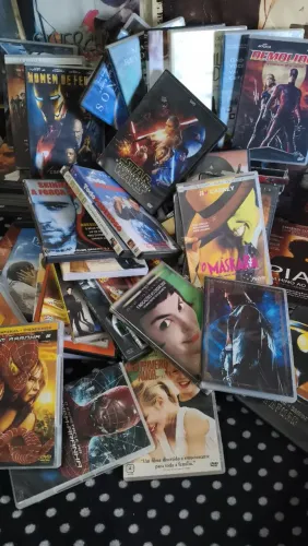 Dvds Lote com 99 filmes Homem Aranha Batman Matrix etc