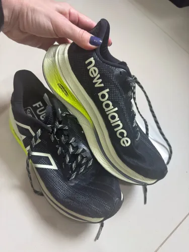 Tênis corrida new balance 37 pouco uso