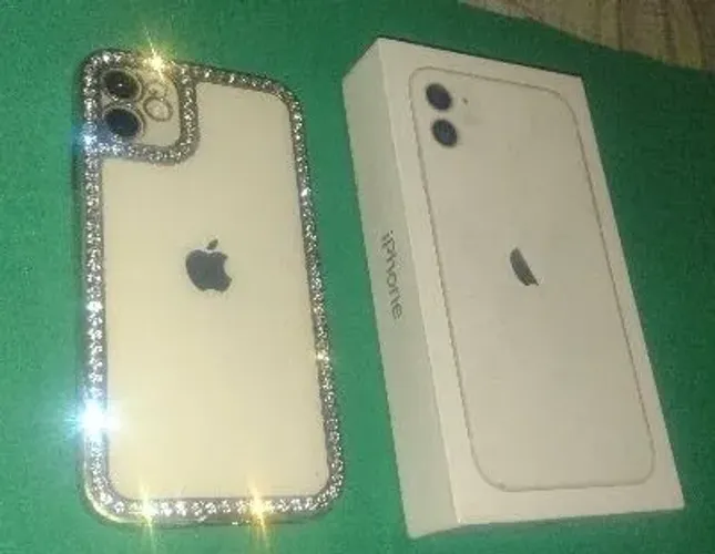 iPhone 11 em bom estado. Negociável o valor