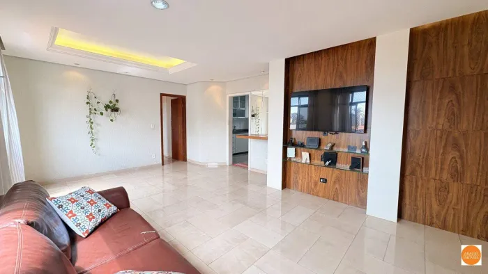 Apartamento com aproximadamente 115m² à venda 4 quartos, 1 suíte e 2 vagas Coração Eucar