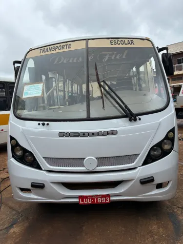 MICRO ÔNIBUS MB 712 2005