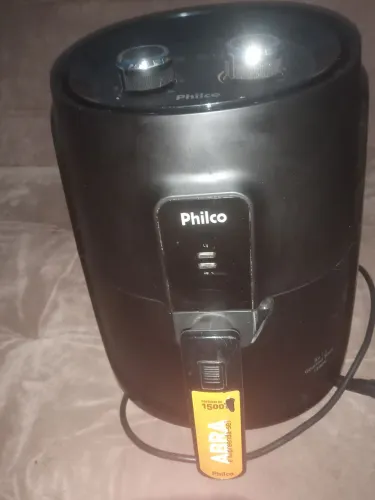 Air fryer gourmet  Black  philco 1500  wats 220 volts