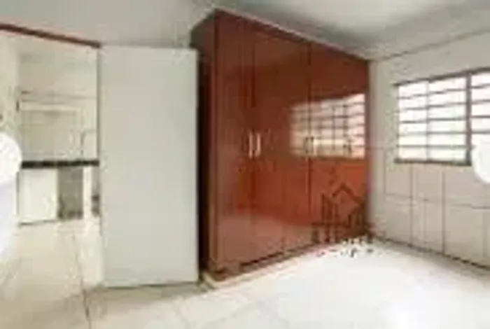 Imóvel para aluguel tem 100 metros quadrados com 2 quartos em Ipiranga - Goiânia - GO