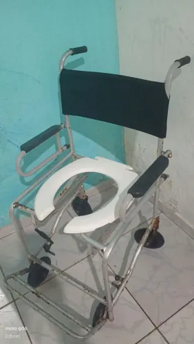 Cadeira de banho pra doação