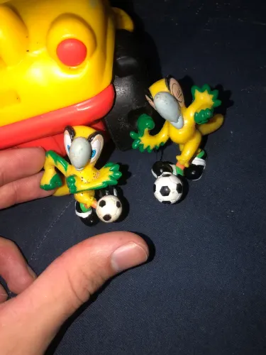 Par de Miniaturas Mascote Ararajuba - Copa de 94 (Raro)