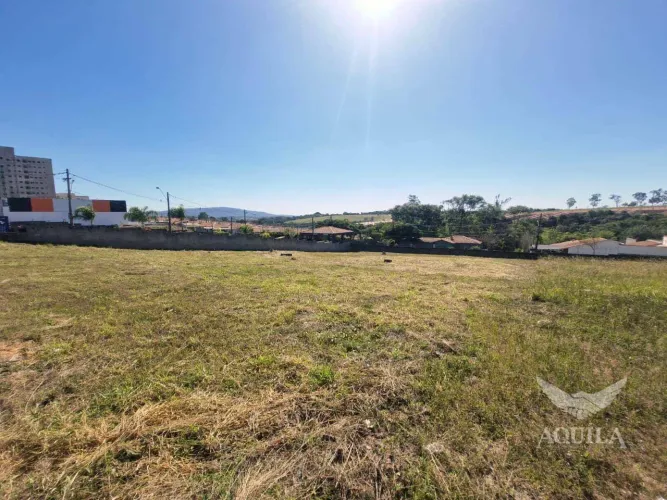 TERRENO COM 1062 m² NO BAIRRO QUINTAIS DO IMPERADOR - SOROCABA